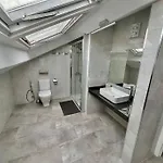 Appartement Cristianos Oasis, Modern Beachside Duplex