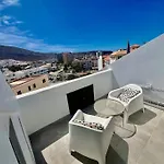 Cristianos Oasis, Modern Beachside Duplex