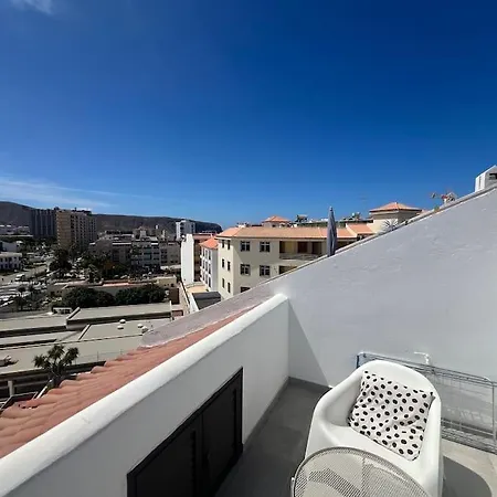 Cristianos Oasis, Modern Beachside Duplex Lägenhet