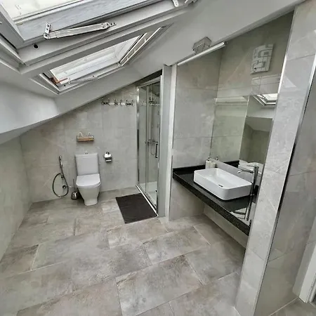 דירה Cristianos Oasis, Modern Beachside Duplex