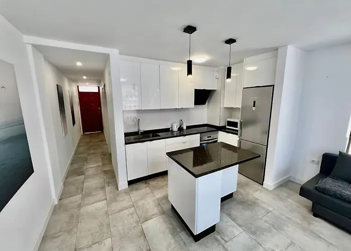 Appartement Cristianos Oasis, Modern Beachside Duplex Los Cristianos (Tenerife)