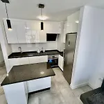Cristianos Oasis, Modern Beachside Duplex Lejlighed *