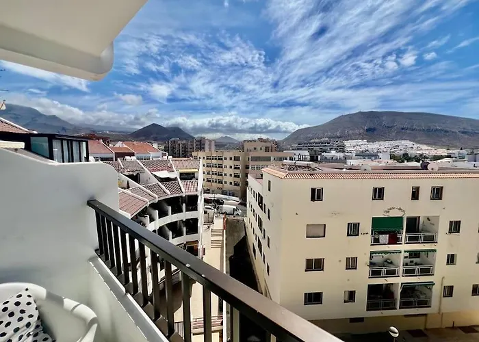 Cristianos Oasis, Modern Beachside Duplex Los Cristianos