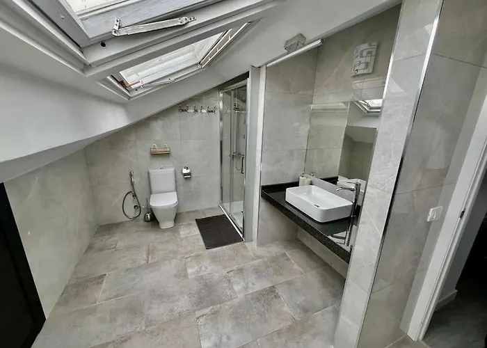 Lejlighed Cristianos Oasis, Modern Beachside Duplex